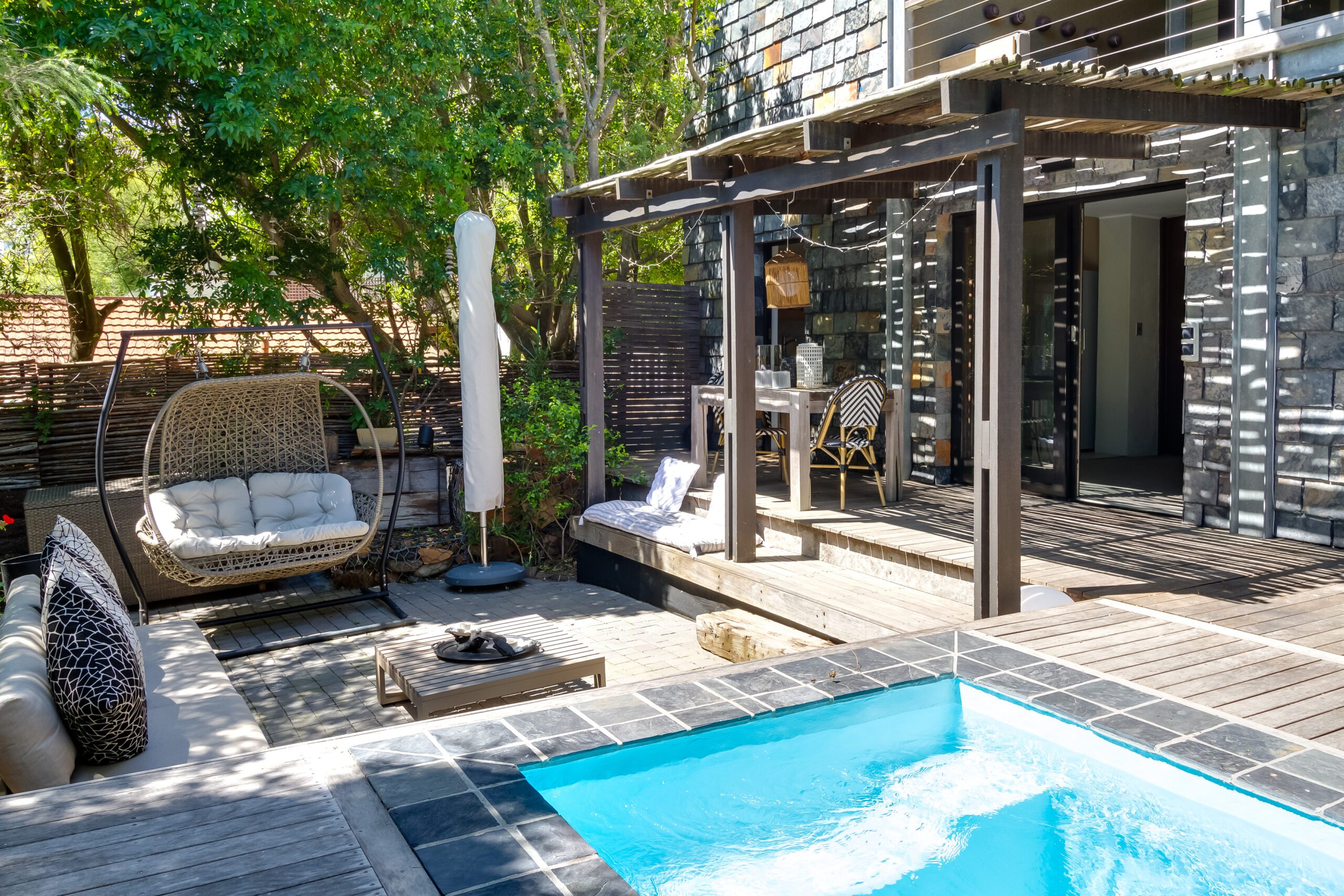 Garden-Outdoor-Area (4)