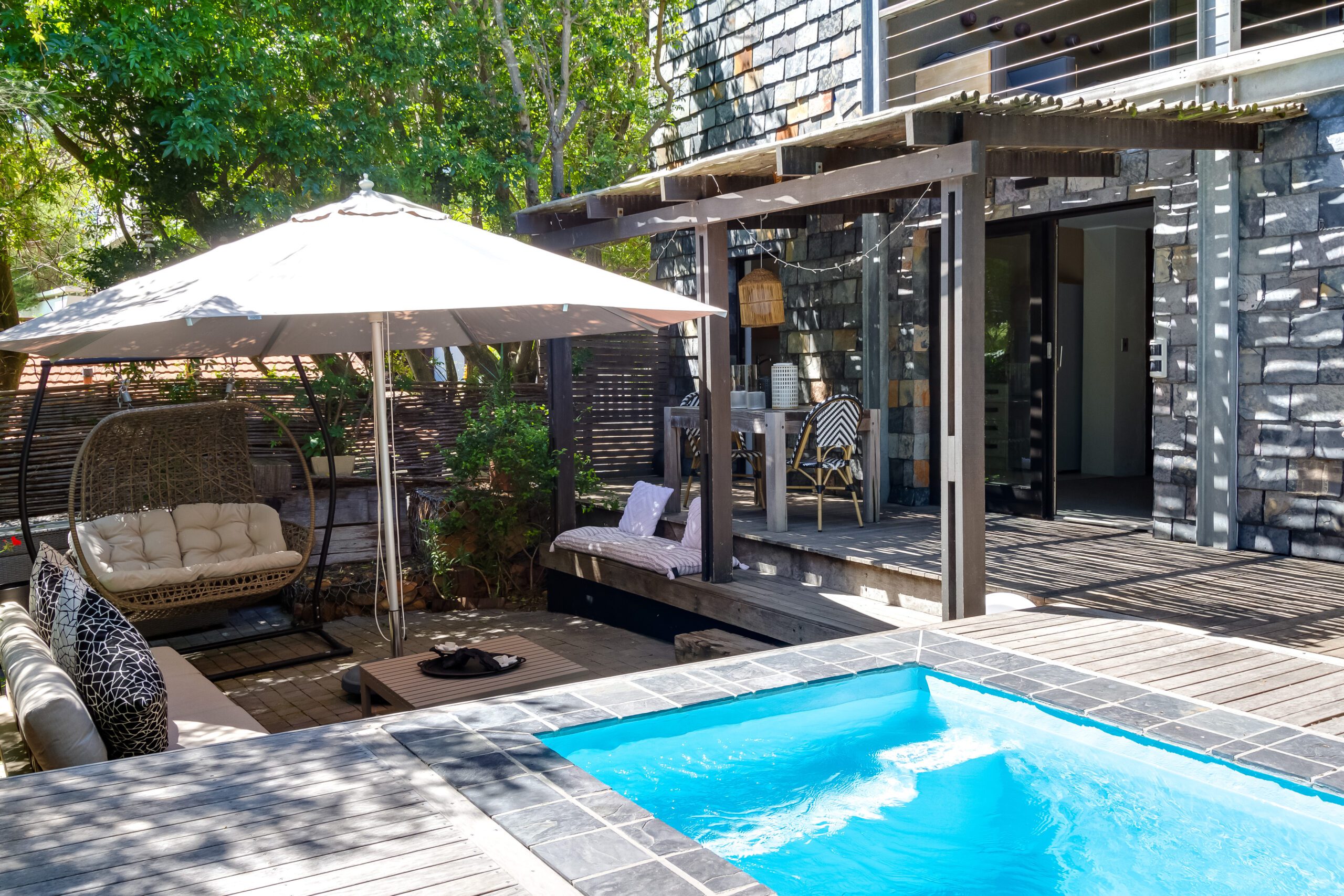 Garden-Pool (1)