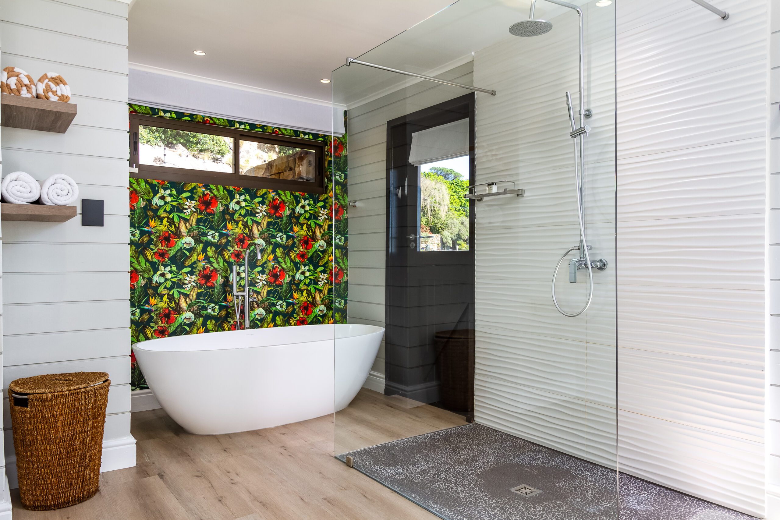 Ocean-Bathroom (1)