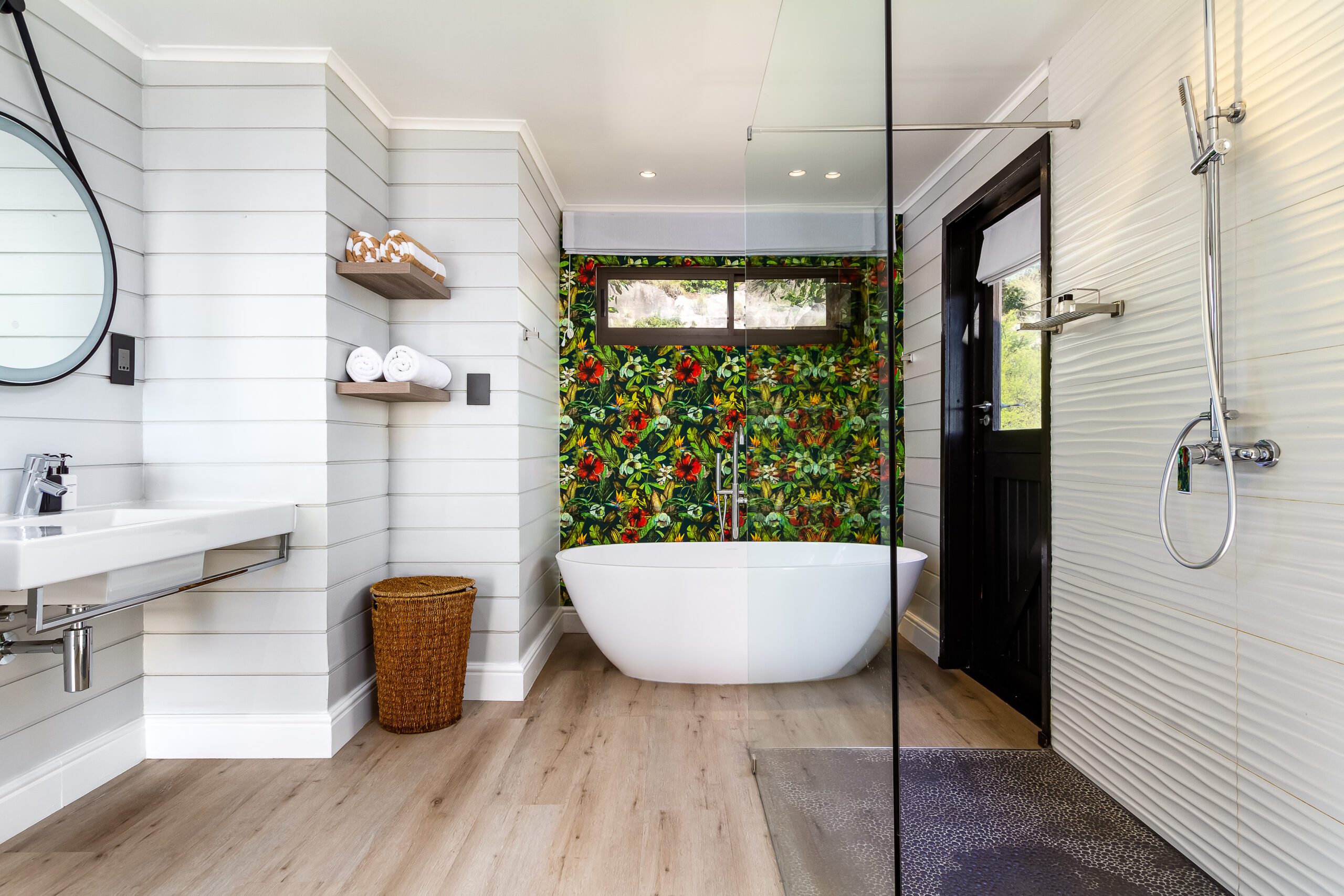 Ocean-Bathroom (3)