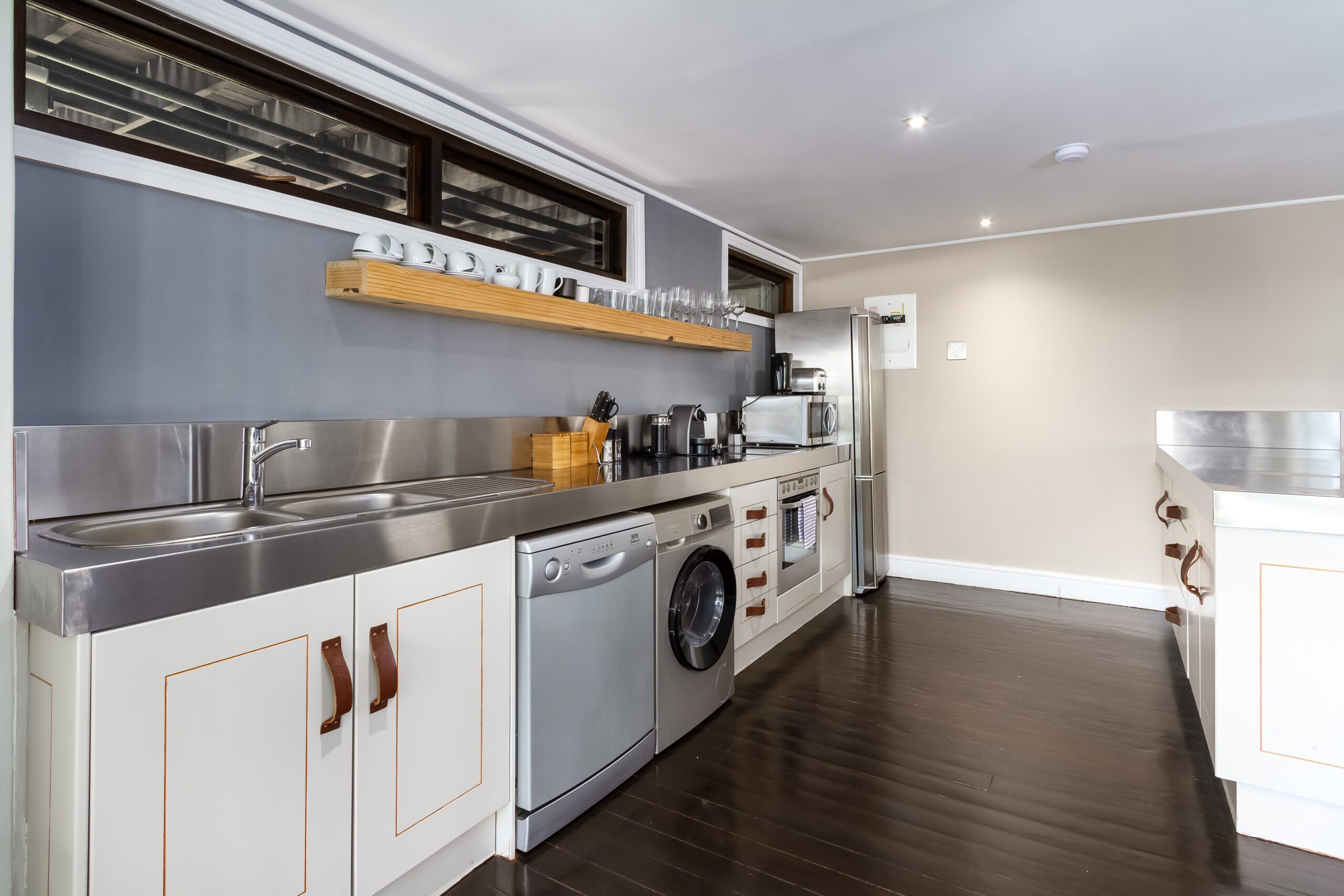 Terrace-Kitchen (1)